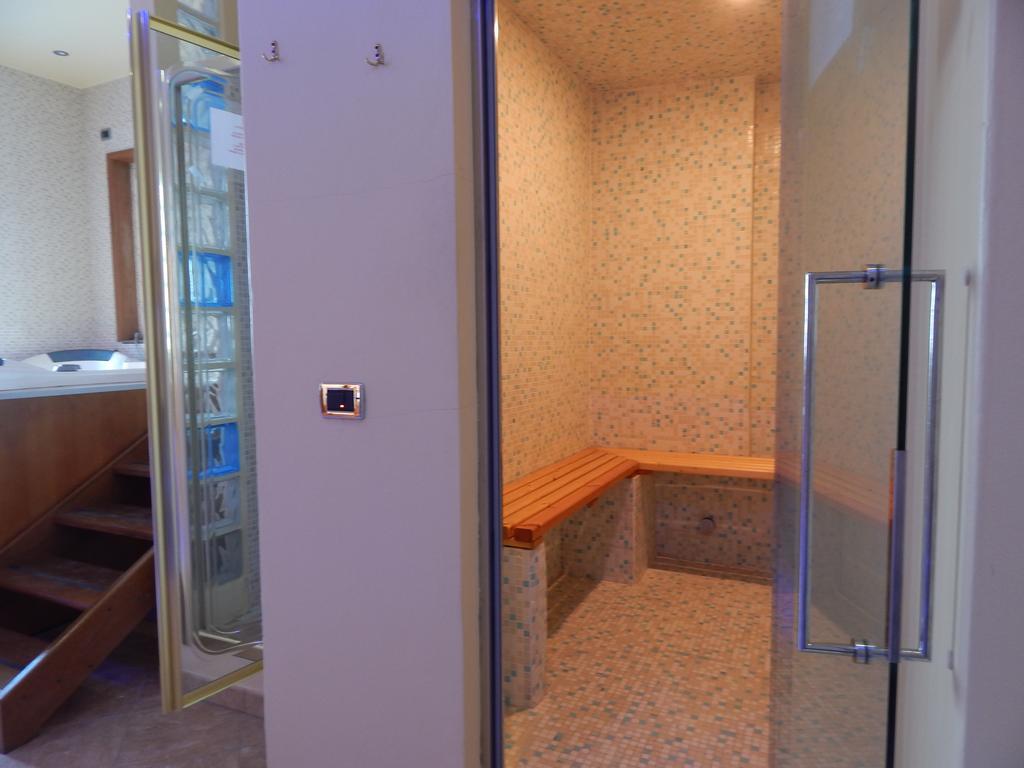 Hotel Vittoria 끼안챠노테르메 외부 사진