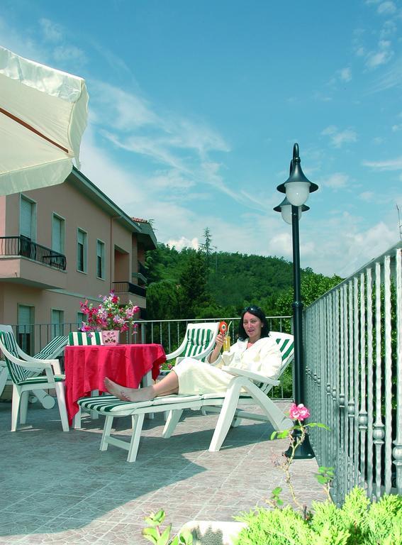 Hotel Vittoria 끼안챠노테르메 외부 사진